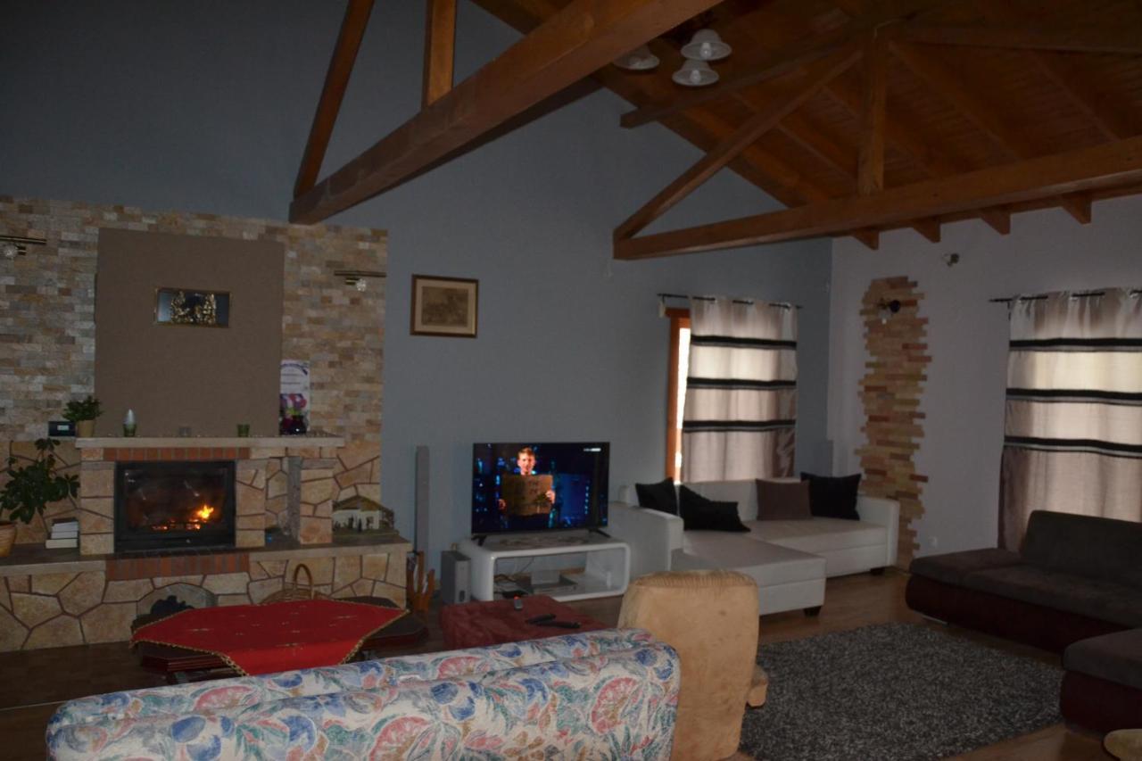 Hotel Ivoi Magasbukki Vendeghaz Exteriér fotografie